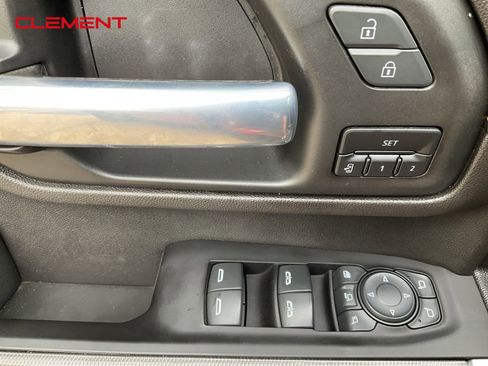 Used 2022 GMC Sierra 2500 AT4 w/ AT4 Premium Plus Package image 14