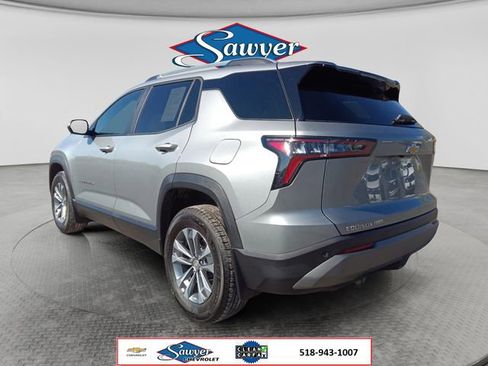 Used 2025 Chevrolet Equinox LT w/ Convenience Package II AWD/4WD image 3