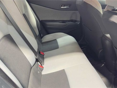 Used 2019 Toyota C-HR XLE image 16