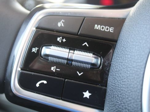 Certified 2025 Kia Sorento EX w/ Panoramic Sunroof Package FWD image 28