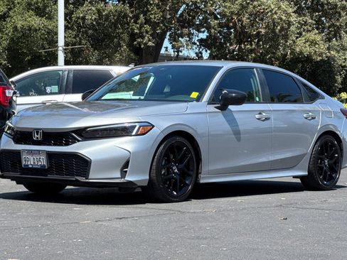 Used 2025 Honda Civic Sport image 7