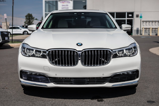 Used 2017 BMW 740i RWD image 6