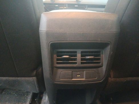 Used 2023 Chevrolet Colorado LT image 19