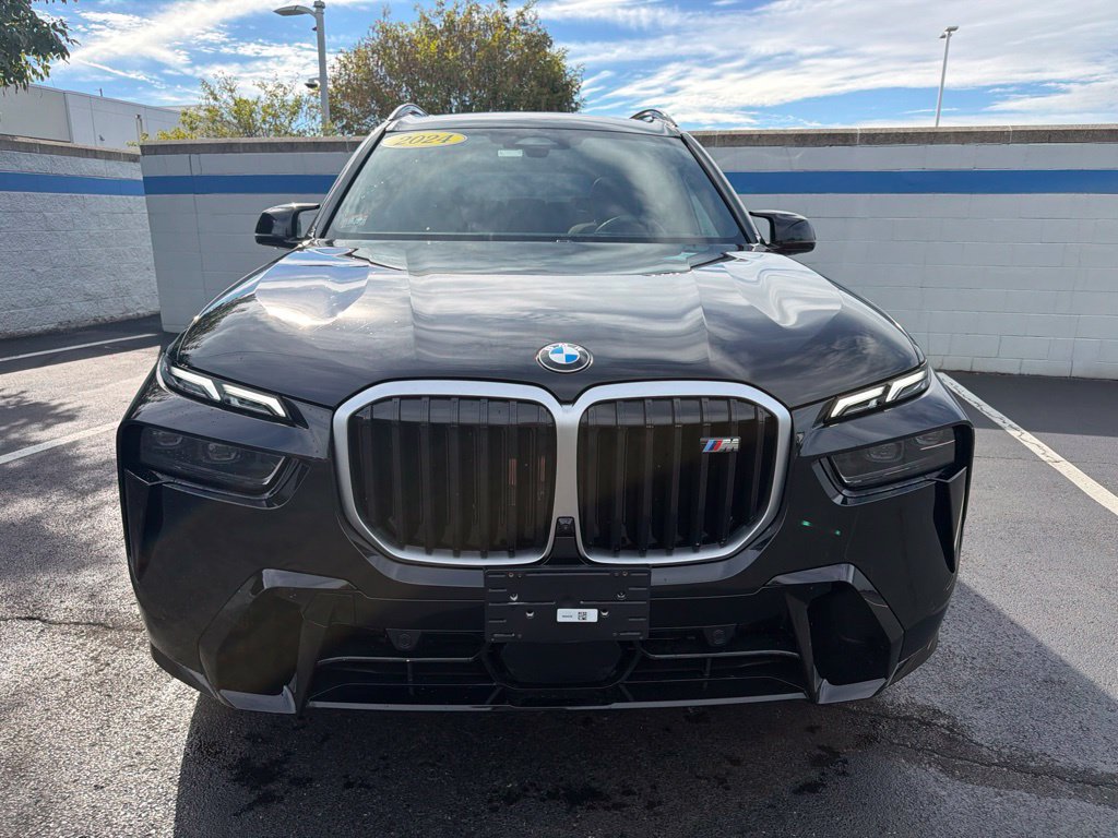 Used 2024 BMW X7 M60i w/ Executive Package AWD/4WD image 8