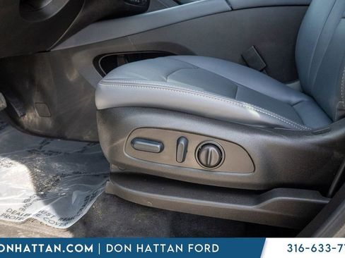 Used 2024 Buick Enclave Essence w/ Sport Touring Edition image 16