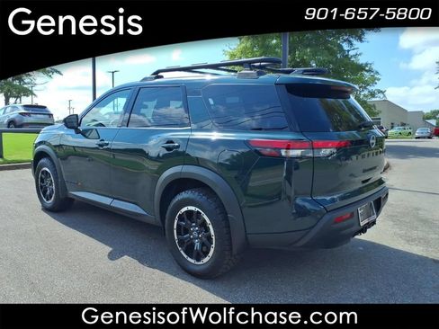 Used 2025 Nissan Pathfinder Rock Creek AWD/4WD image 3