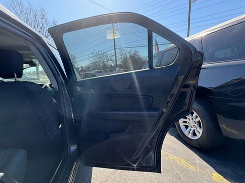 Used 2012 Chevrolet Equinox LT w/ Driver Convenience Package FWD image 11
