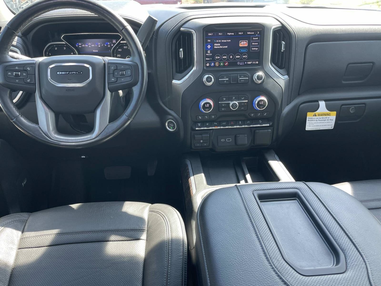 Used 2022 GMC Sierra 3500 Denali w/ Denali Ultimate Package AWD/4WD image 14