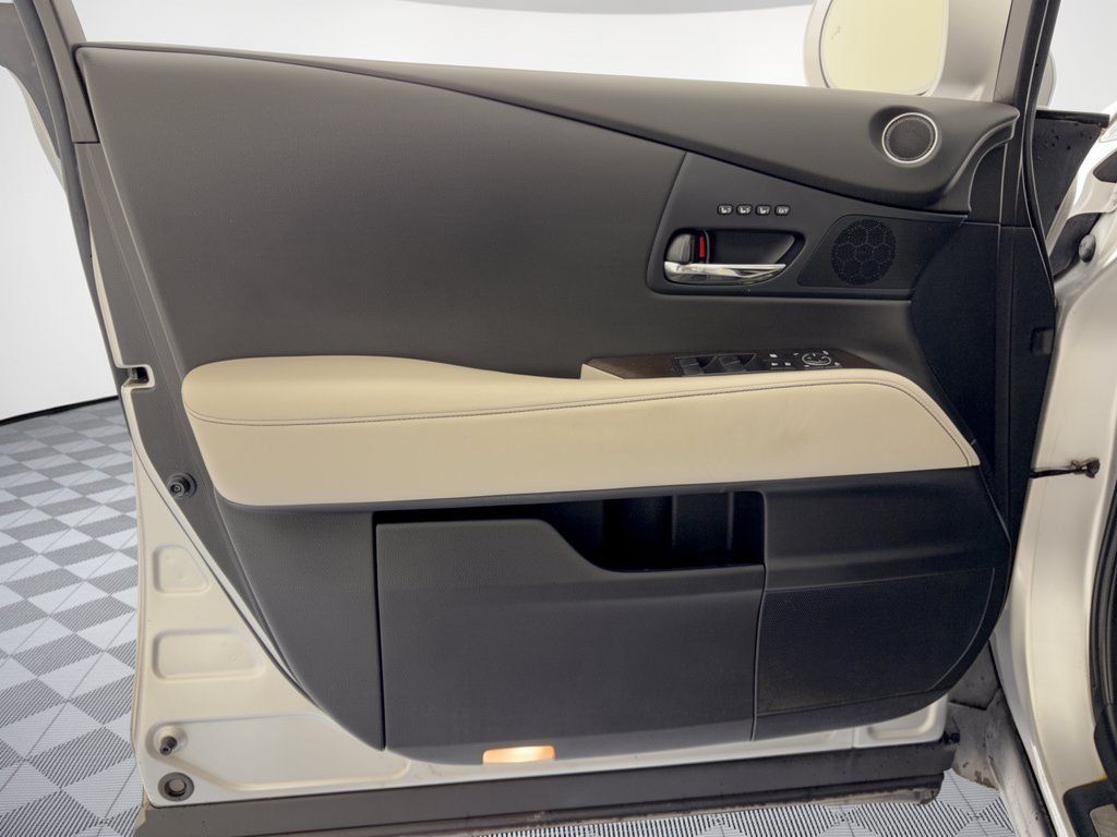 Used 2013 Lexus RX 350 FWD w/ Navigation Pkg image 14