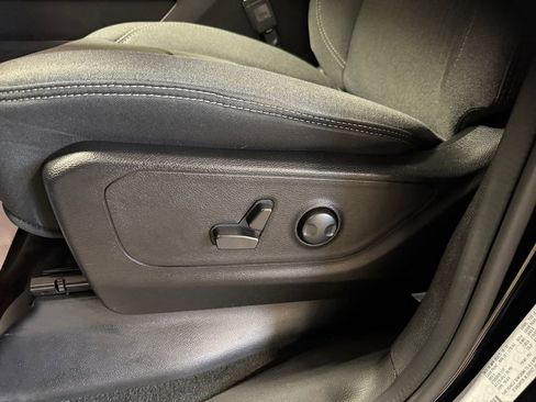 Used 2022 RAM 1500 Big Horn image 13