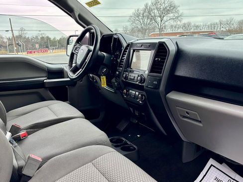 Used 2019 Ford F150 XLT w/ Equipment Group 302A Luxury AWD/4WD image 10