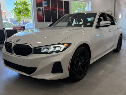 Used 2025 BMW 330i Sedan RWD image 3