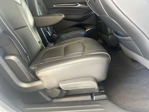 Used 2021 Buick Enclave Avenir w/ Avenir Technology Package image 37