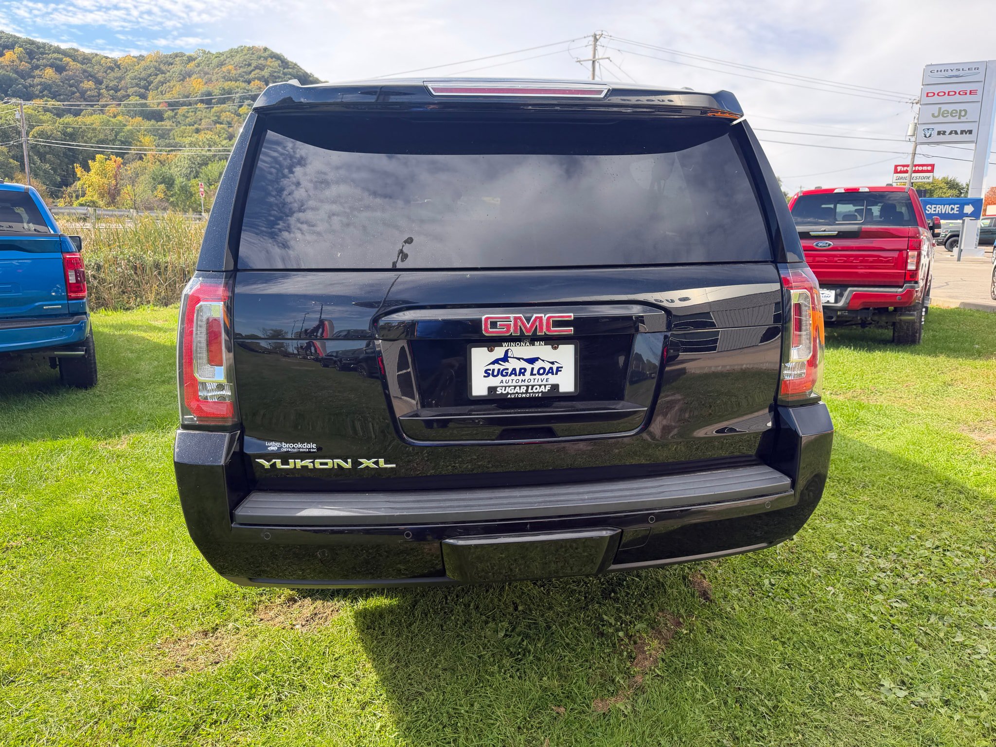 Used 2015 GMC Yukon XL SLT AWD/4WD image 4
