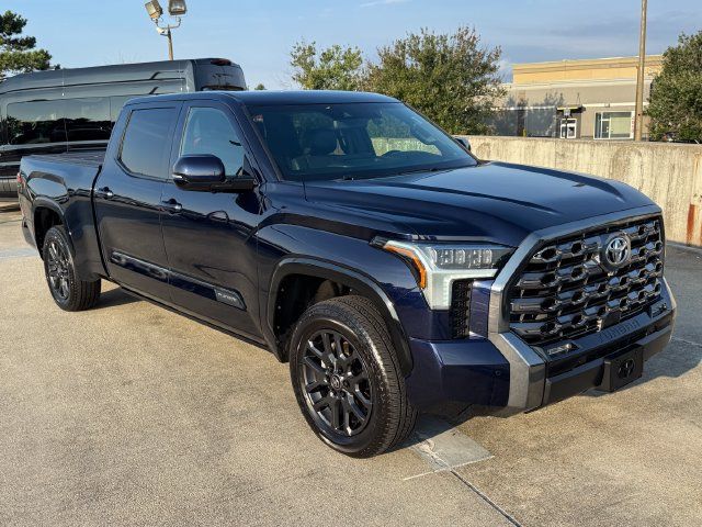Used 2025 Toyota Tundra Platinum AWD/4WD image 3