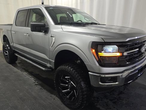 Used 2025 Ford F150 XLT w/ Equipment Group 301A Standard AWD/4WD image 3