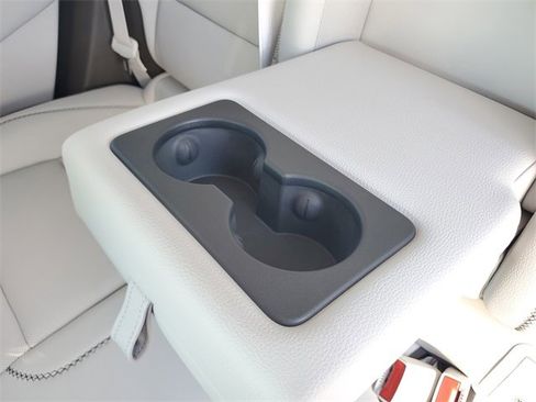 Used 2026 GMC Terrain Denali image 9