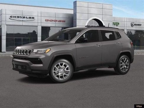 New 2024 Jeep Compass Latitude image 2