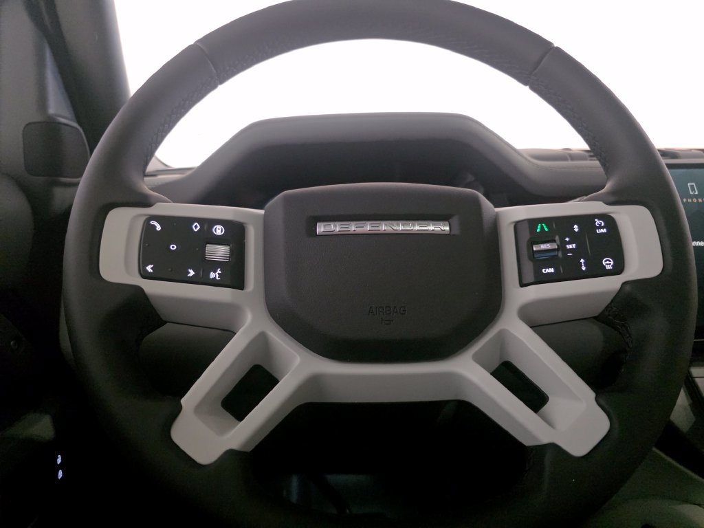 New 2026 Land Rover Defender 110 X-Dynamic SE AWD/4WD image 21