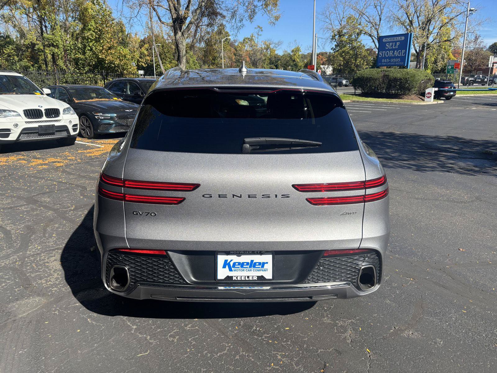 Used 2023 Genesis GV70 2.5T w/ Advanced Package AWD/4WD image 4