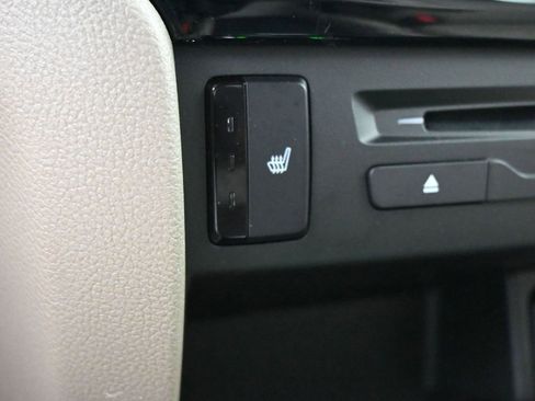 Used 2022 Honda Pilot Touring image 14