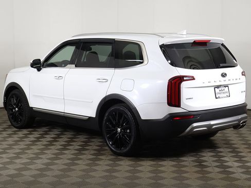 Used 2020 Kia Telluride SX w/ SX Prestige Package AWD/4WD image 14