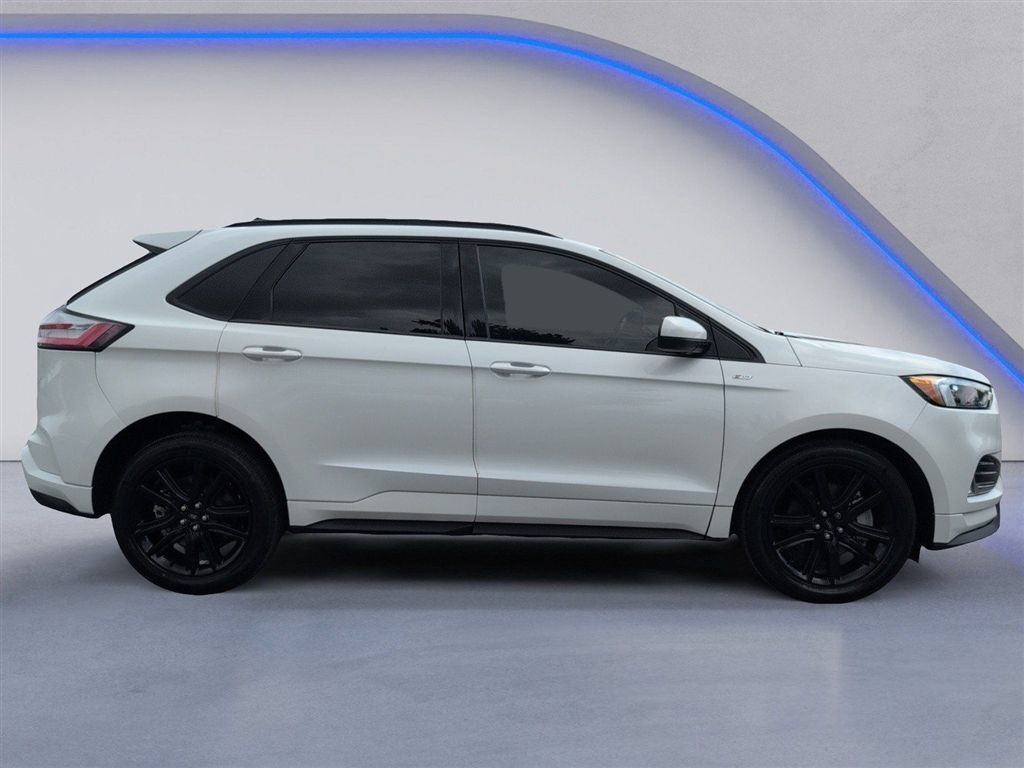 Used 2023 Ford Edge ST-Line AWD/4WD image 12