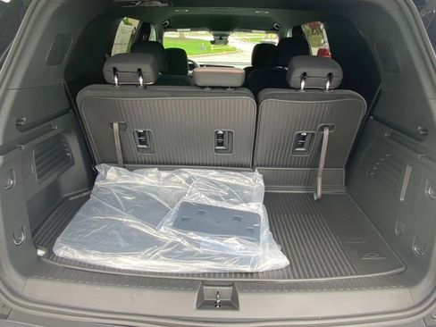 New 2026 Chevrolet Traverse LT w/ Midnight/Sport Edition image 10