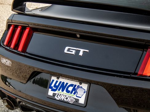 Used 2015 Ford Mustang GT Premium RWD image 10
