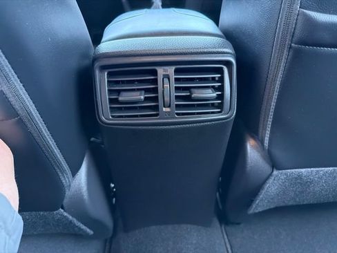 Used 2022 Nissan Rogue Sport SV w/ Technology Package AWD/4WD image 23