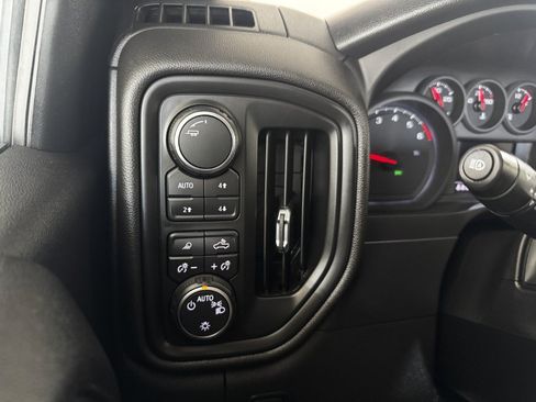 Used 2024 Chevrolet Silverado 1500 W/T w/ Z71 Off-Road Package AWD/4WD image 36