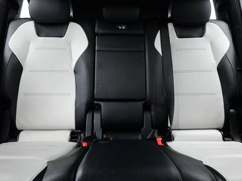 Used 2021 Mercedes-Benz GLB 35 AMG 4MATIC image 16