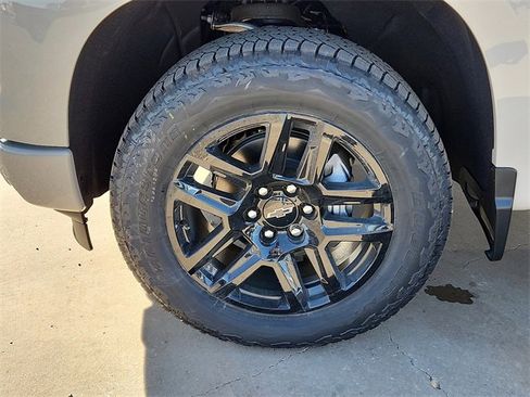 New 2026 Chevrolet Silverado 1500 Custom w/ Turbomax Blackout Package image 7