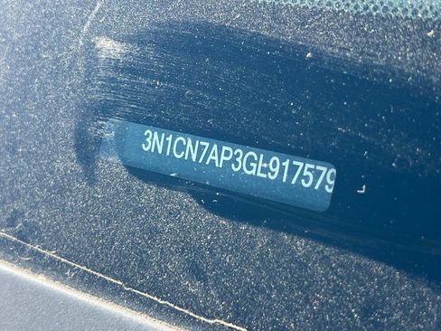 Used 2016 Nissan Versa S FWD image 10