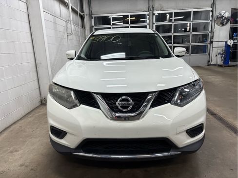 Used 2015 Nissan Rogue S image 3