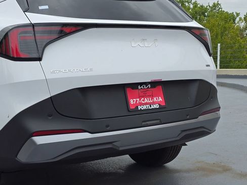 New 2026 Kia Sportage LX w/ LX Convenience Package AWD/4WD image 13