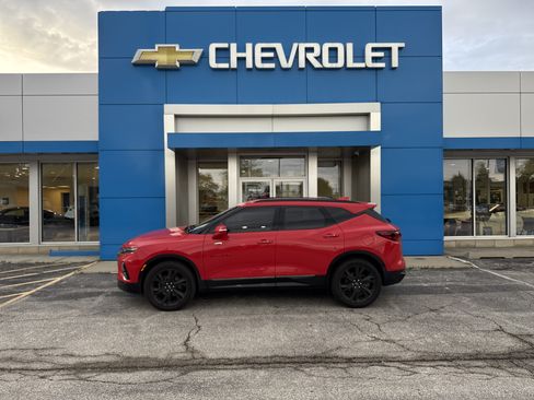 Used 2021 Chevrolet Blazer RS FWD image 2