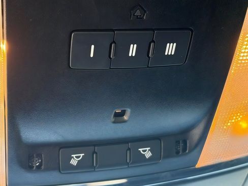 Used 2023 Dodge Charger R/T w/ Daytona Edition Group RWD image 28