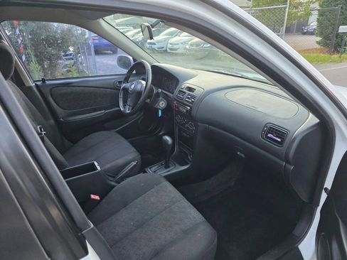 Used 2002 Toyota Corolla S image 8