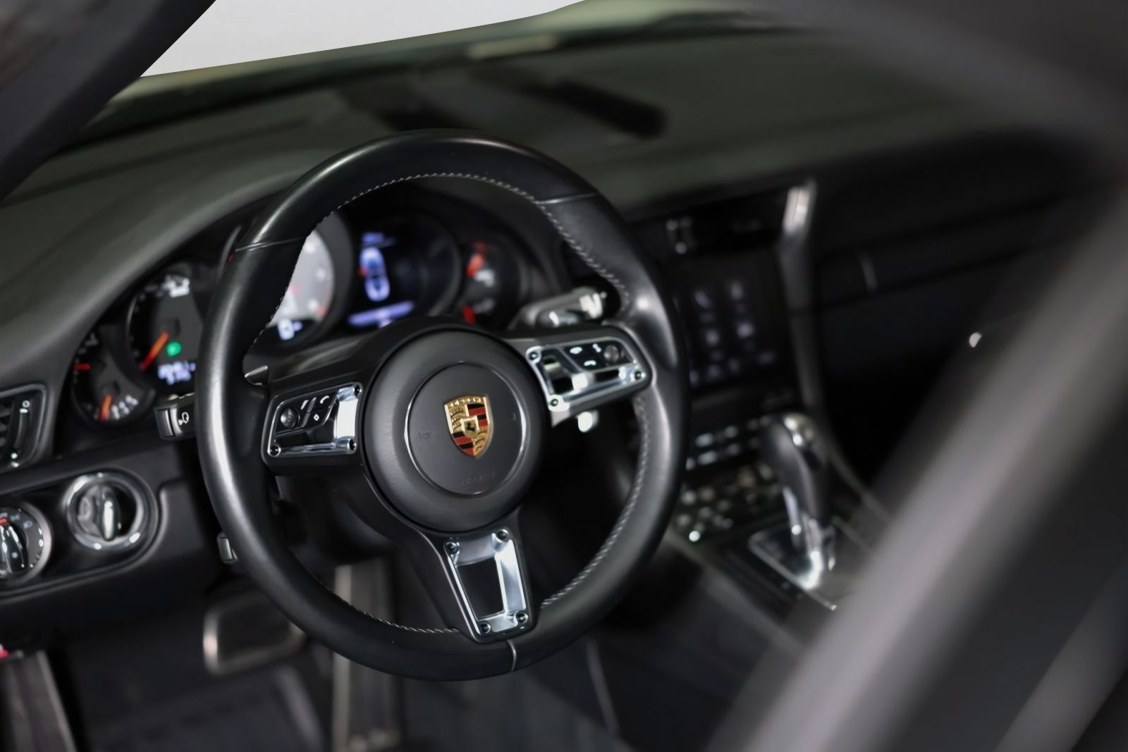 Used 2018 Porsche 911 Targa 4S AWD/4WD image 26