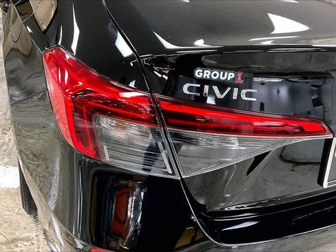 Used 2023 Honda Civic EX image 28