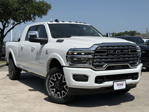 New 2026 RAM 2500 Limited AWD/4WD image 2