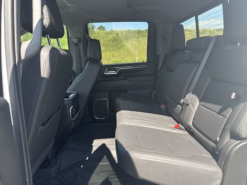 Used 2024 Chevrolet Silverado 2500 LTZ w/ LTZ Premium Package AWD/4WD image 13