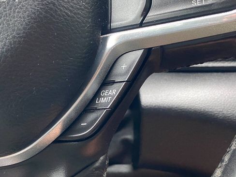 Used 2019 RAM 1500 Laramie w/ Off Road Group AWD/4WD image 31