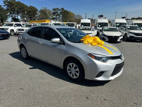 Used 2016 Toyota Corolla L image 10