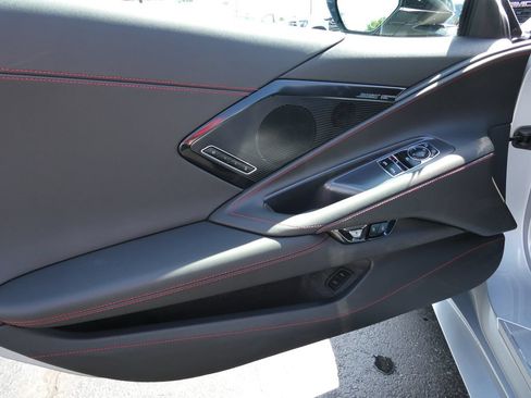 Used 2026 Chevrolet Corvette Stingray Preferred Cpe w/ Z51 Performance Package RWD image 20