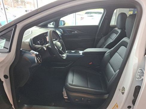 New 2026 Chevrolet Equinox EV LT image 6