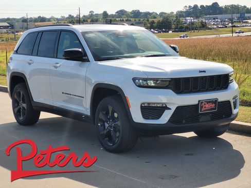 New 2025 Jeep Grand Cherokee Limited w/ Luxury Tech Group II image 1