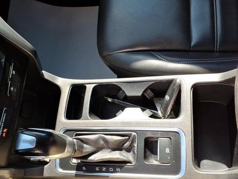 Used 2019 Ford Escape SEL AWD/4WD image 24