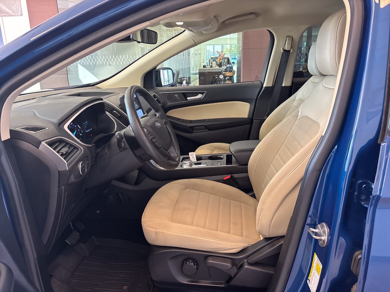 Certified 2021 Ford Edge SE FWD image 12